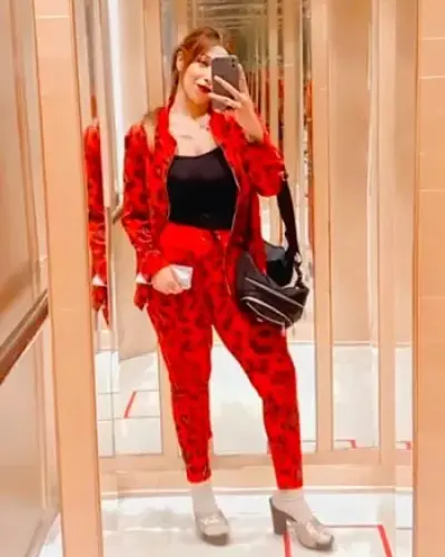 Call Girls Patiyali Cash On Delivery