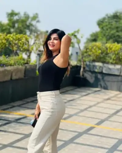Call Girls Patiyali Cash On Delivery